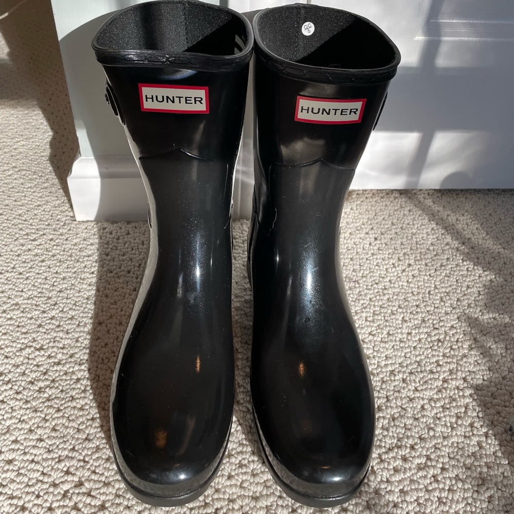 Black Hunter mid calf boots
